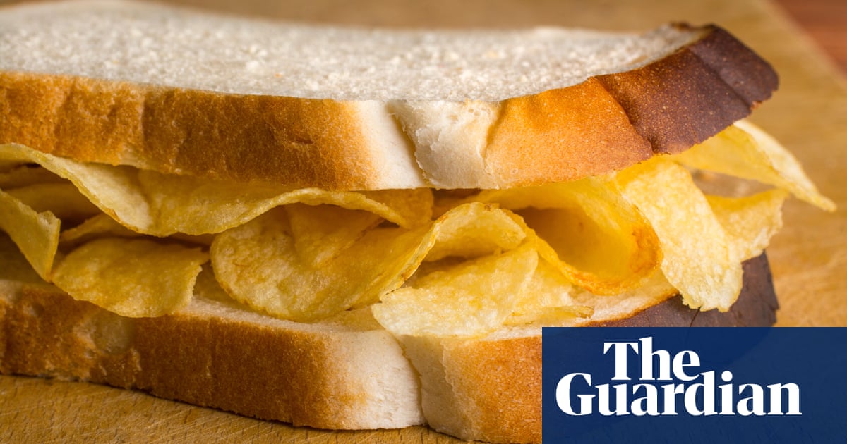 How To Eat: A Crisp Sandwich photo