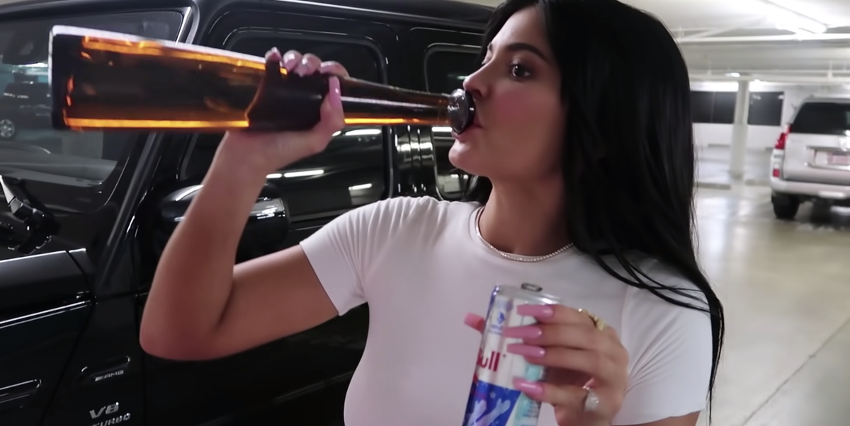 Kylie Jenner Posted A Photo About What Happens When You Drink Tequila And It’s Oh So Relatable photo