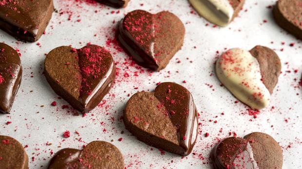 How To Make Chocolate Shortbread Hearts For Valentine’s Day photo