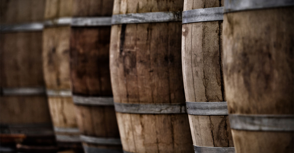 How To Homebrew Barrel-aged Sour Beer, According To Master Blenders photo