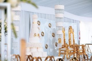 All The Details On Somhale’s Extravagant Wedding Cakes photo