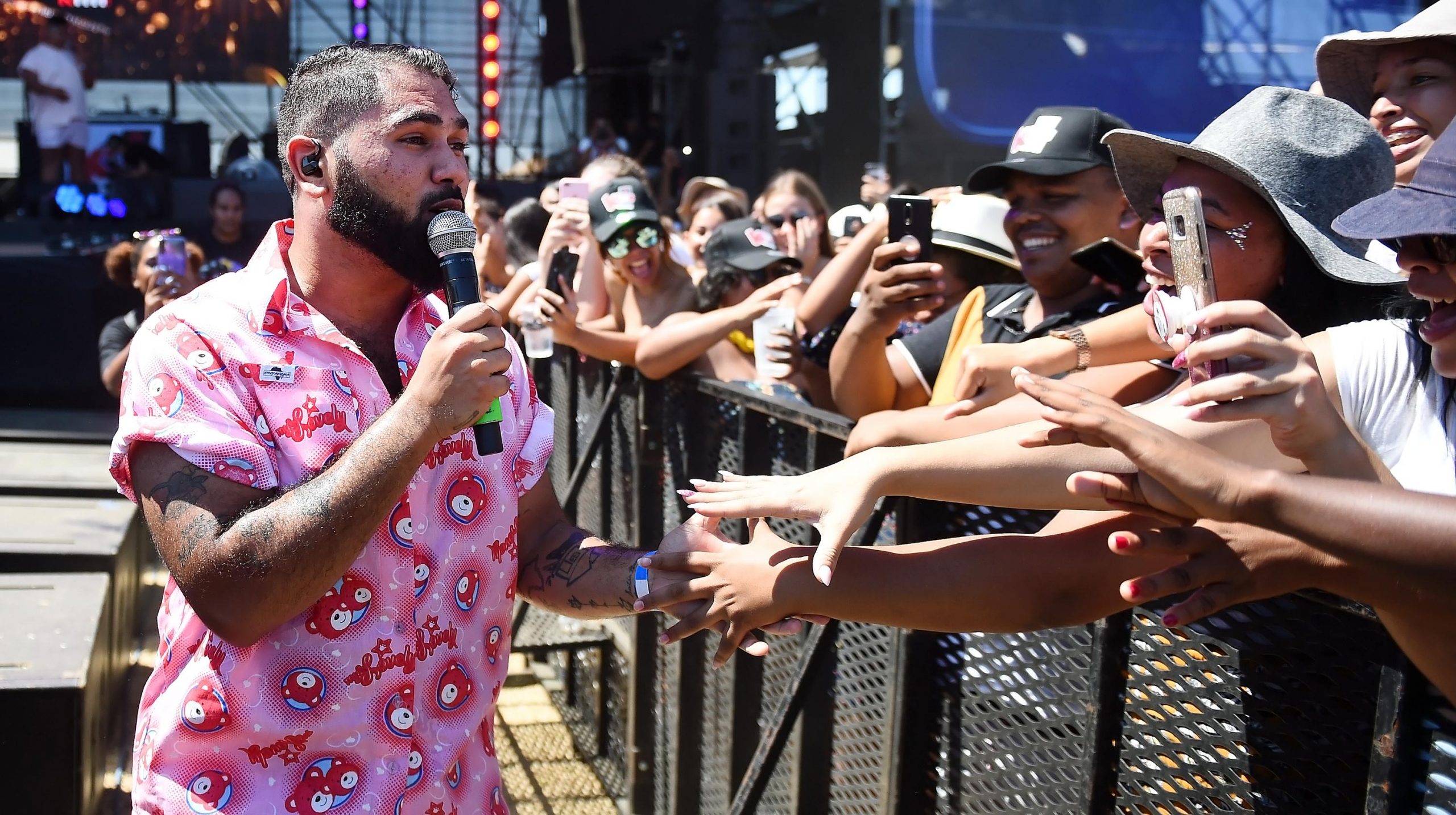 Watch: Huawei Kday Brings All The Heat photo