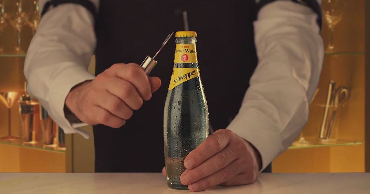 Schweppes & Publicis Italy: Here’s To Character photo