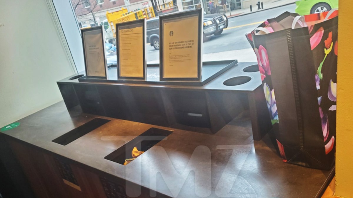 Starbucks Ditches Reusable Cups, Communal Items In Wake Of Coronavirus photo
