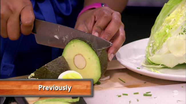 ‘worst Cooks In America’ Contestant Leaves Twitter Shook With Avo-cutting ‘skills’ photo