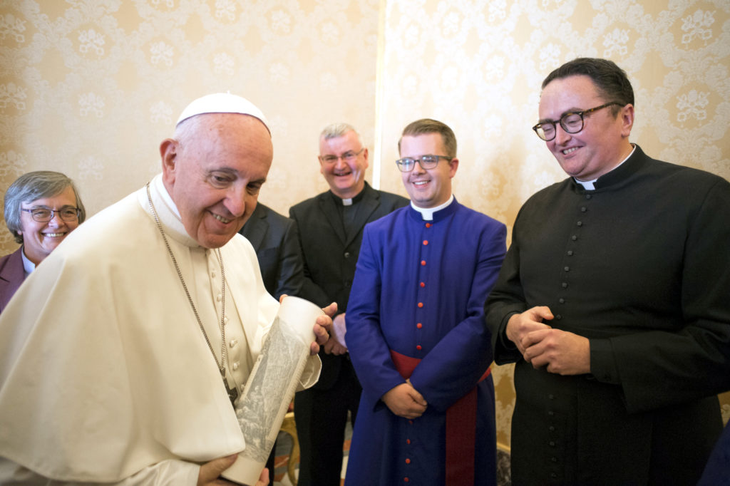 Pope Praises Oban’s ‘holy’ Spirit photo