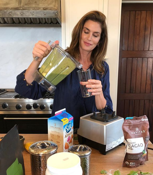 Start Your Day Like A Supermodel With Cindy Crawford’s Smoothie photo