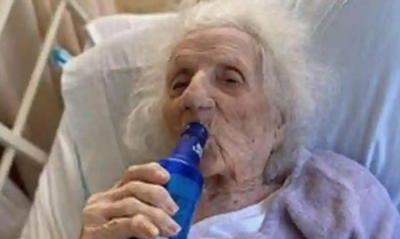 Feisty 103-year-old Granny Survives Coronavirus And Celebrates With Beer photo