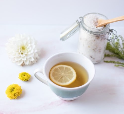 Boost Your Immune System With Just A Cup Of Lemon Tea photo