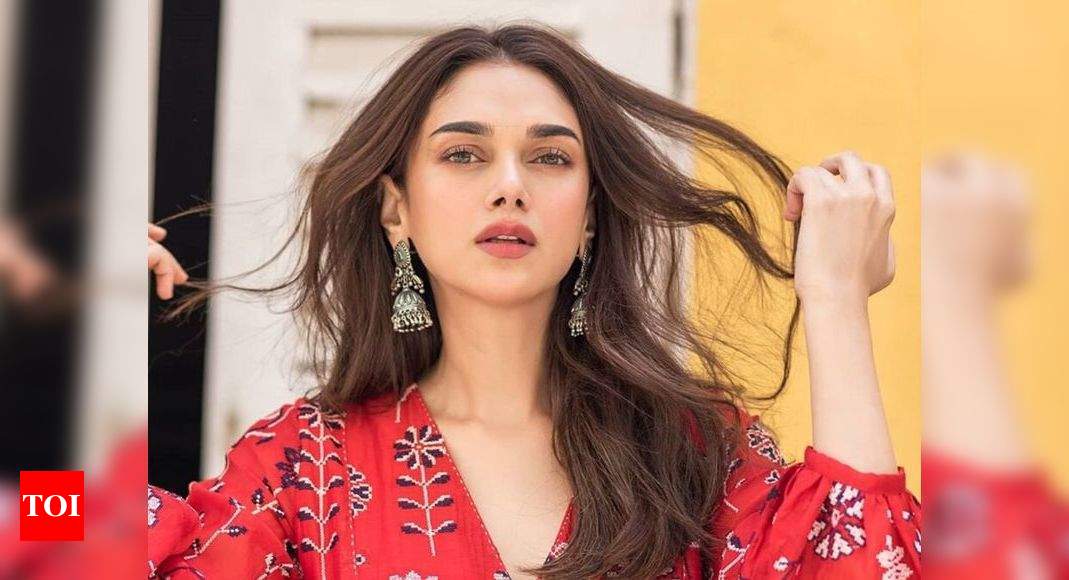 Aditi Rao Hydari Shares Her Experience With Anxiety During Lockdown And How She Dealt With It photo