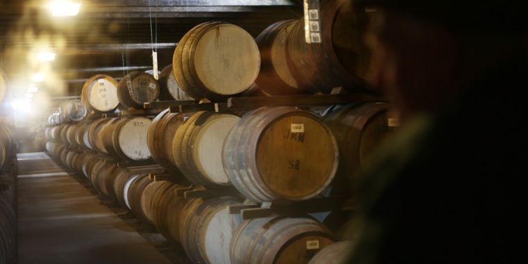 Itâs Now Possible To Detect Counterfeit Whisky Without Opening The Bottle photo