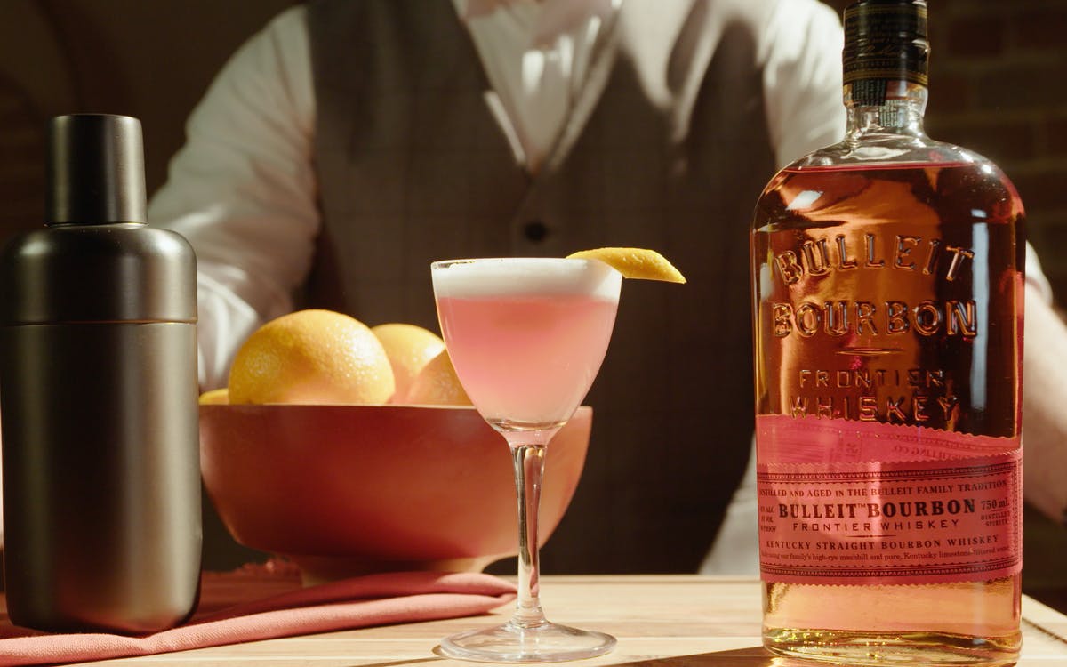 Bulleit Bar Skills: Add Some Swagger To Your Next Cocktail photo