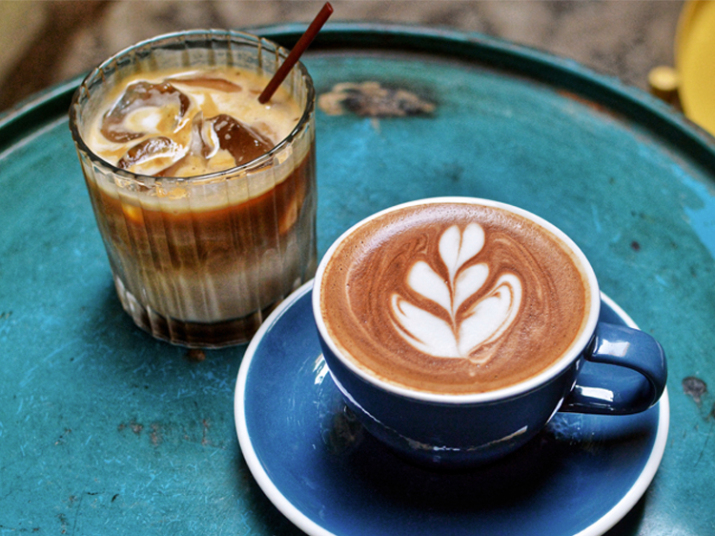 Cold vs Hot Coffee: Which is better? photo