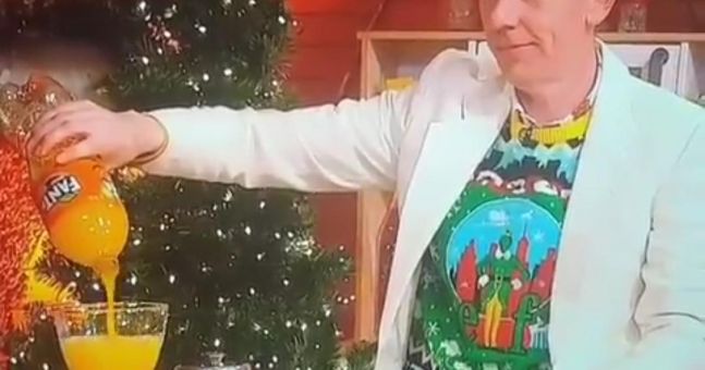 Ryan Tubridy Responds To That Fanta Moment On The Toy Show photo