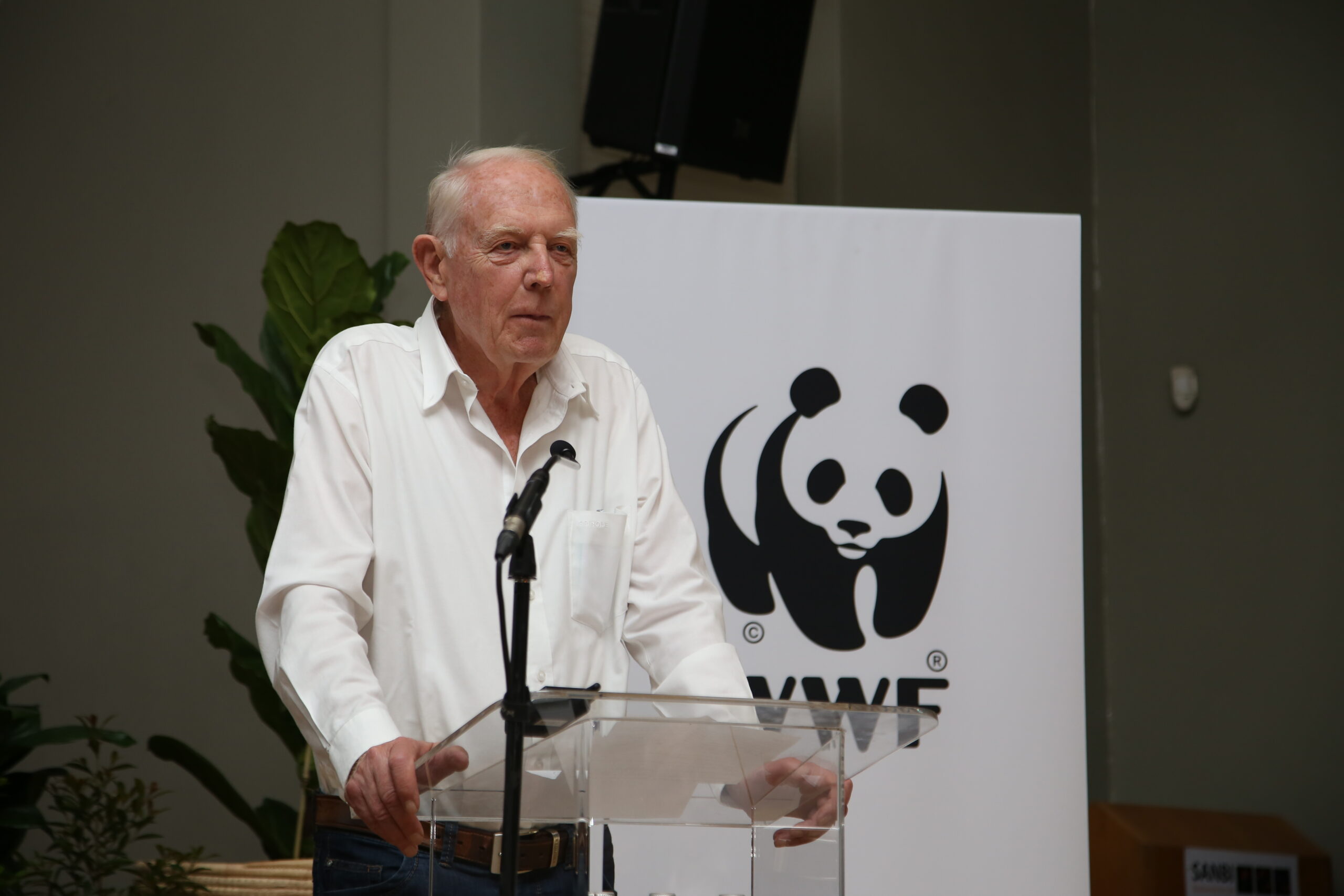 Paul Clüver Receives WWF’s Living Planet Award for Pioneering Conservation Work photo