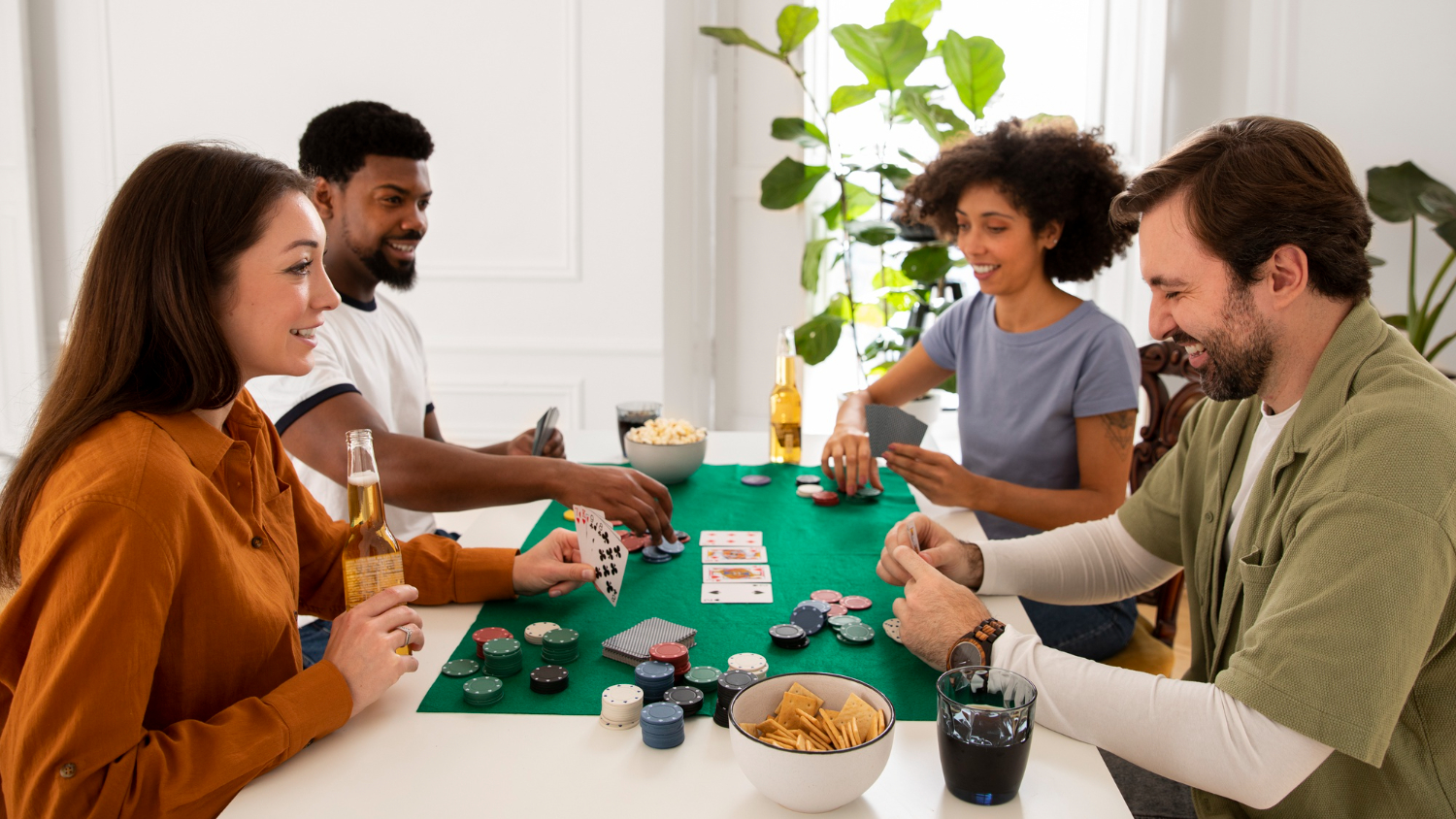 Best Refreshments for Your Online Casino Night With Friends photo